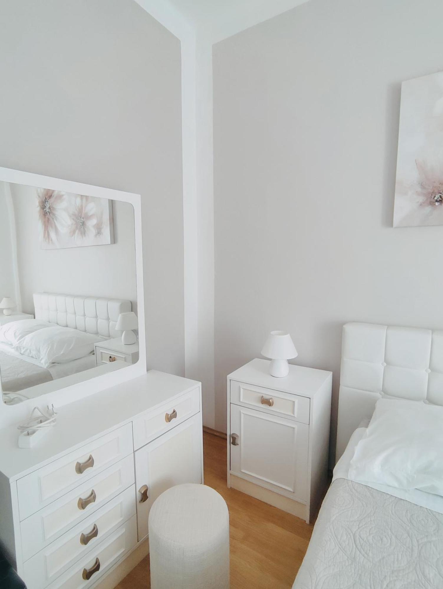 Fami Superior One Bedroom Apartment Fiume Esterno foto